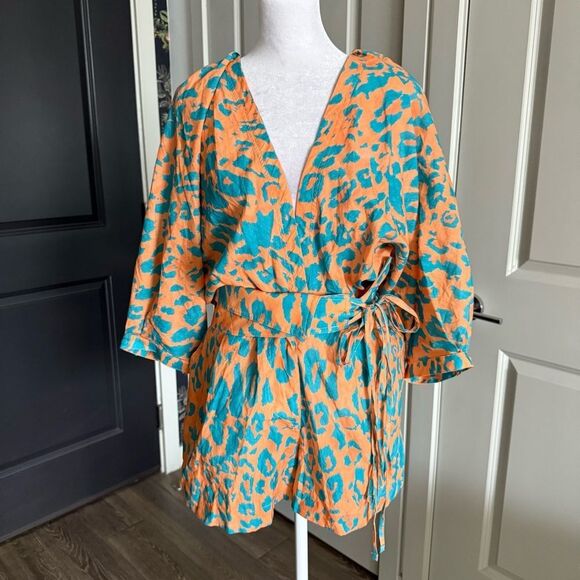 NWT Agua Bendita Linnea Orange and Blue Printed Romper Size S - Picture 1 of 7